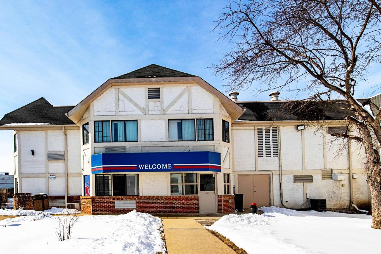 6-palatine, Il - Chicago Northwest 2*
